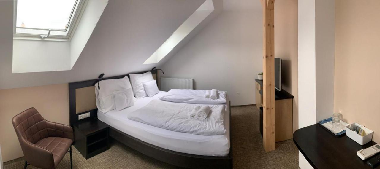 Penzion U Broucka Milevsko Exteriér fotografie